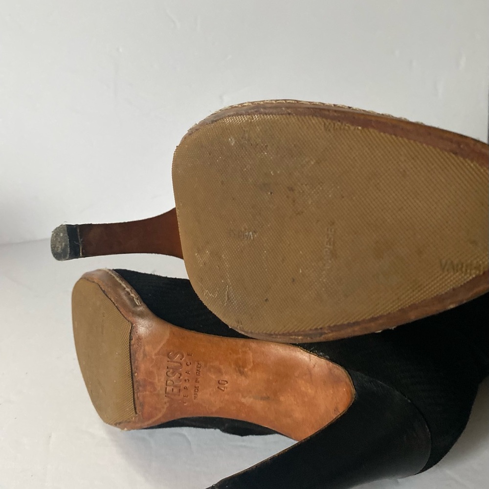 Vintage 90s Versus Versace Black Corduroy Mid-Calf Boots - Rare Archival Piece - Picture 9 of 15
